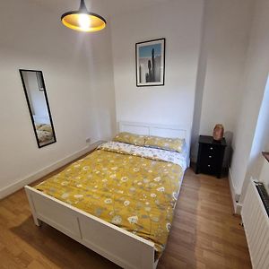 Budget Kamer met een King Size Bed